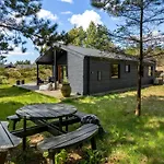 3 Bedroom Cozy In