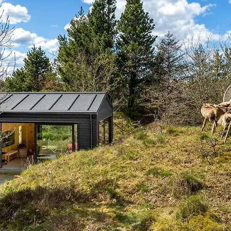 3 Bedroom Cozy In Dom wakacyjny *