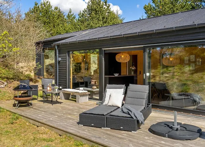 3 Bedroom Cozy In