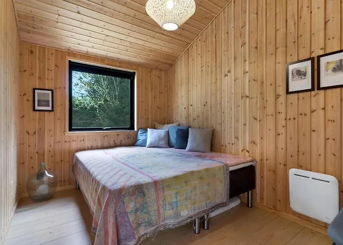 3 Bedroom Cozy In Dom wakacyjny *
