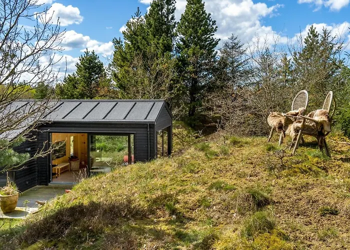 3 Bedroom Cozy In Holiday home *
