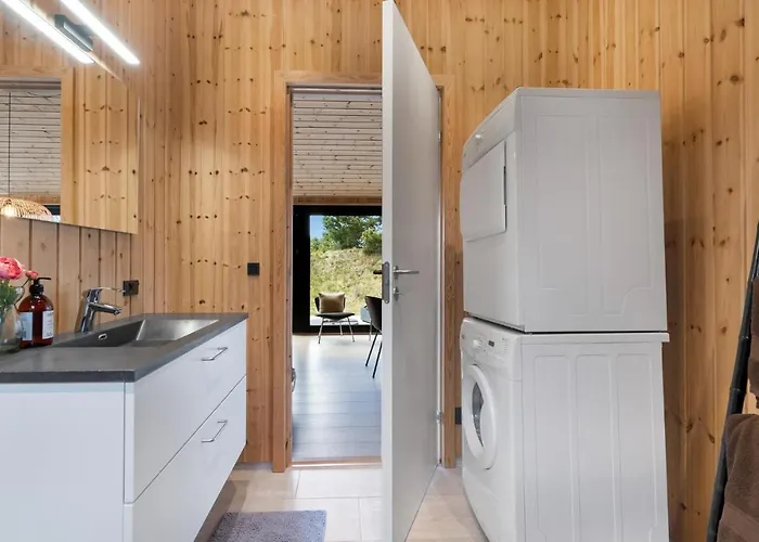 3 Bedroom Cozy In