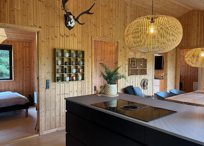 Dom wakacyjny 3 Bedroom Cozy In *